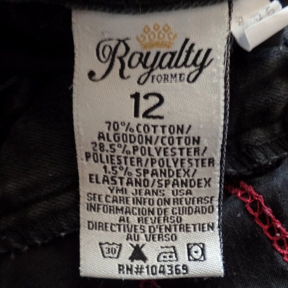 ROYALTY FOR ME-STRETCH JEAN SHORTS - Picture 10 of 10